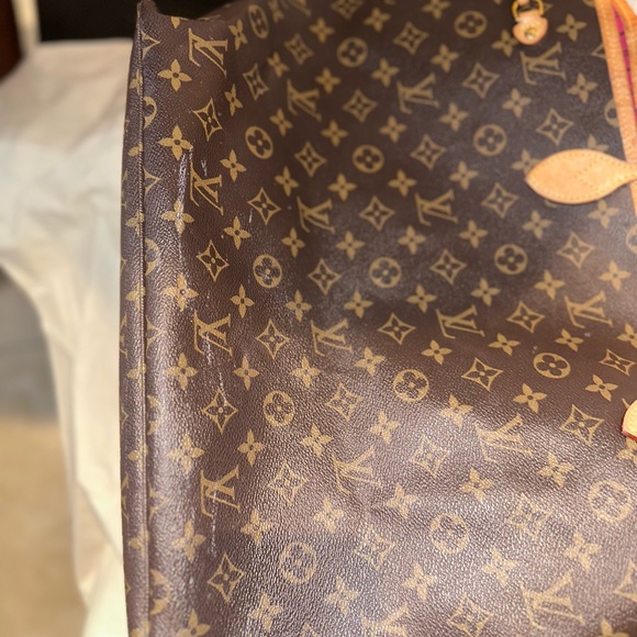 Louis Vuitton Neverfull GM (Grand Modele) Large Tote Bag - Picture 10 of 11